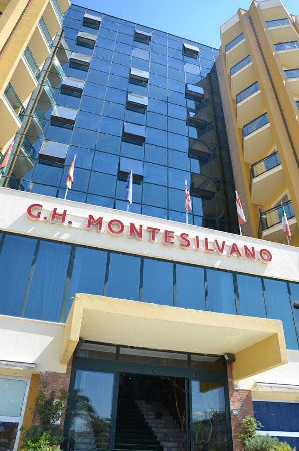 蒙特西尔瓦诺格兰德酒店 Montesilvano Marina 外观 照片